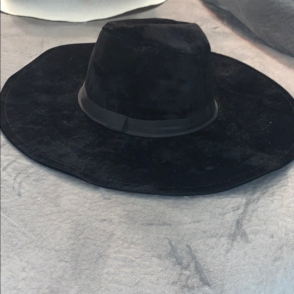Black hat